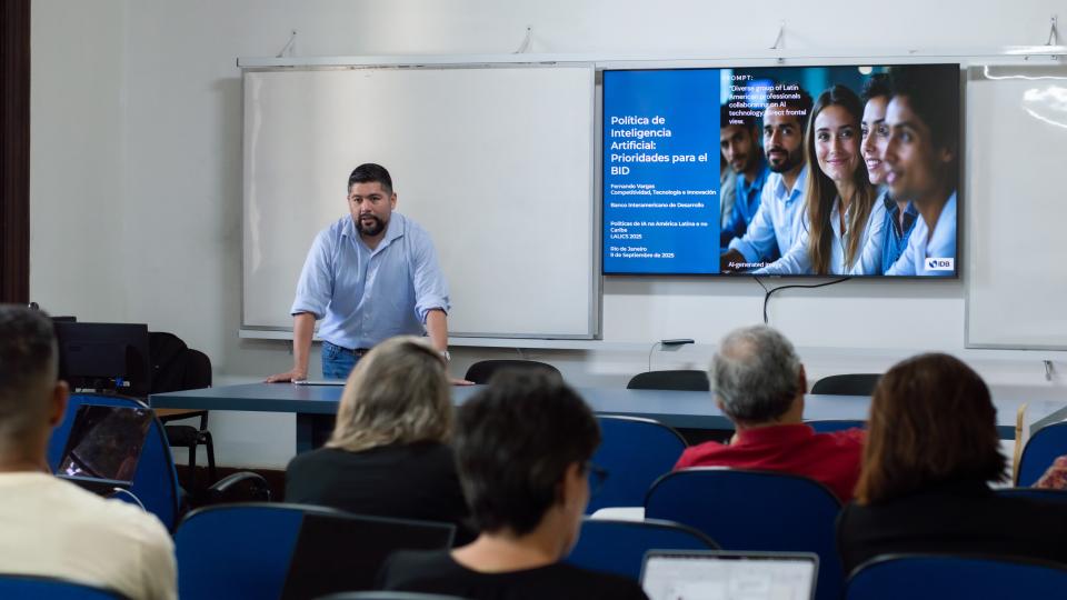 Fernando Panel AI_UNU MERIT