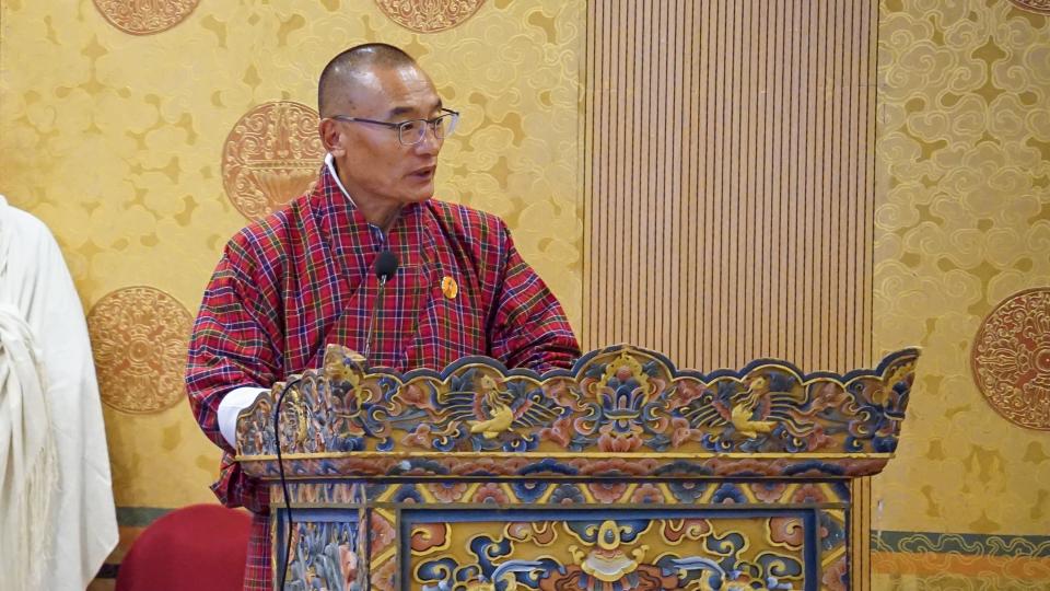 Tshering Tobgay, Prime Minister of Bhutan, delivers closing remarks at the UNU-organized Well-being Alliance for Research and Policy workshop in Thimpu, Bhutan on 24 July. 