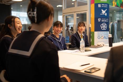 Japanese high school students discuss climate and environment at the G7 High School Summit