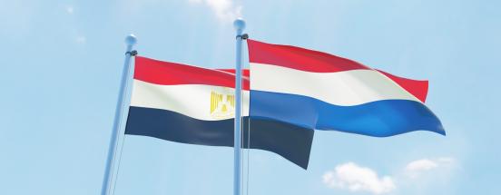 A picture of the Egyptian and Dutch Flags