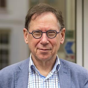 Prof. Dr. Luc Soete