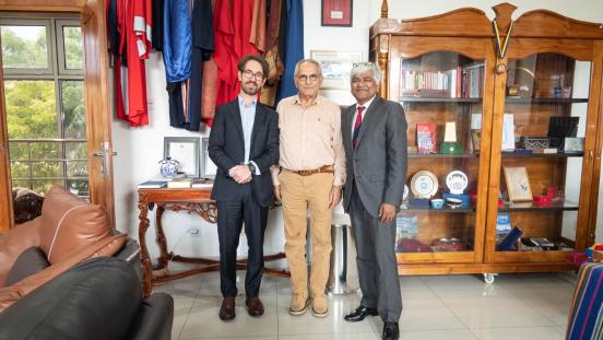 Dr. Unni Karunakara, Interim Director, and Research Lead Dr. Remco Van de Pas recently visited Dili to discuss potential collaborations with government officials and key stakeholders.