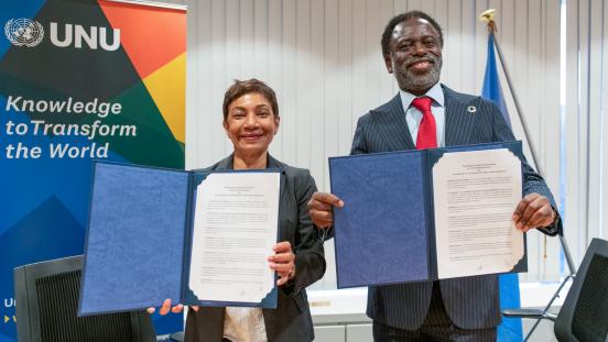 ITTO Executive Director Ms. Sheam Satkuru (L) and UNU Rector Tshilidzi Marwala (R) at the UNU-ITTO memorandum of understanding signing.