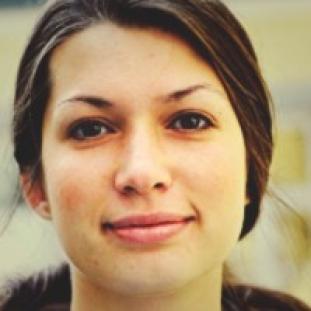 Dr.  Oksana Celbis
