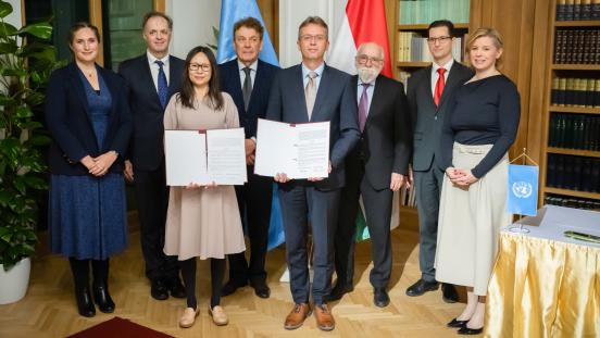 UNU and Hungary sign Host Country Agreement for new institute.