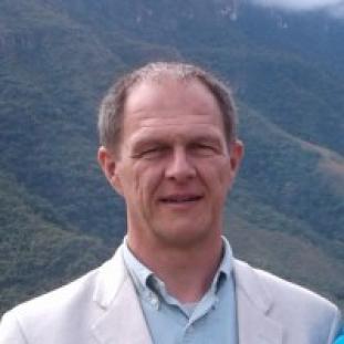 Dr. Geert Haghebaert