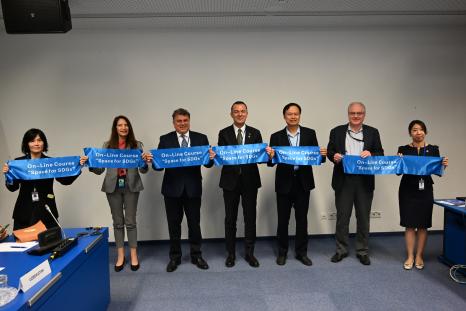 Ribbon-cutting Ceremony for the On-line Course in Vienna