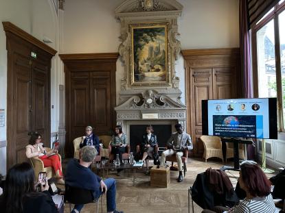 Table-ronde sur la baisse de l'aide publique au développement