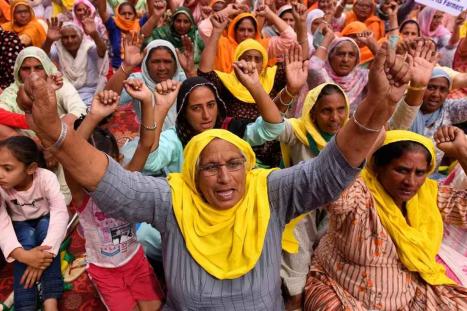Farmers protesting agricultural reforms near Amritsar, India