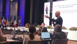 A snapshot of Pietrobelli delivering his keynote speech.