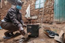 Cooking on an efficient stove in Kenya