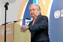 Secretary General from standing at the podium
