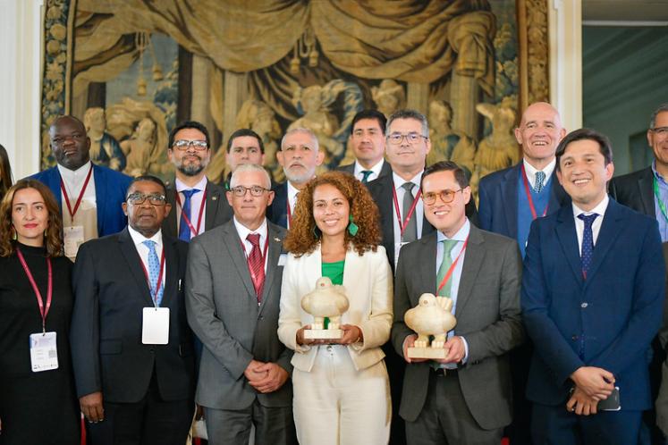 A group of delegates at the official opening of the conference at the Nariño Palace (Bogotá, Colombia), including Carlo Pietrobelli (third from right).