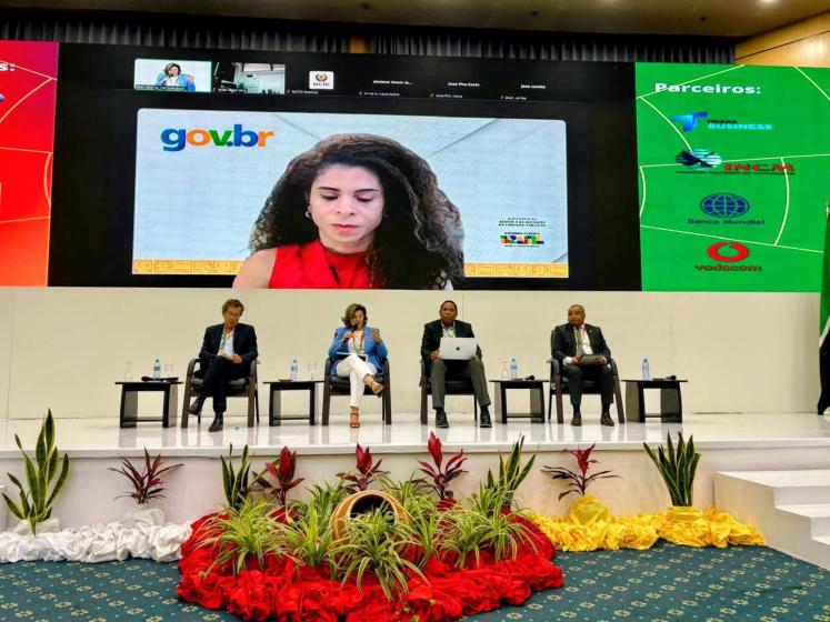 Delfina Soares at the Lusophone Internet Governance Forum 2025