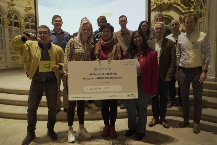 Science Slam 2025 UNU-FLORES