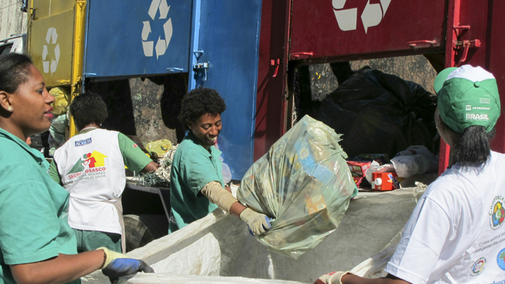 Group of women sorting and segregating waste.