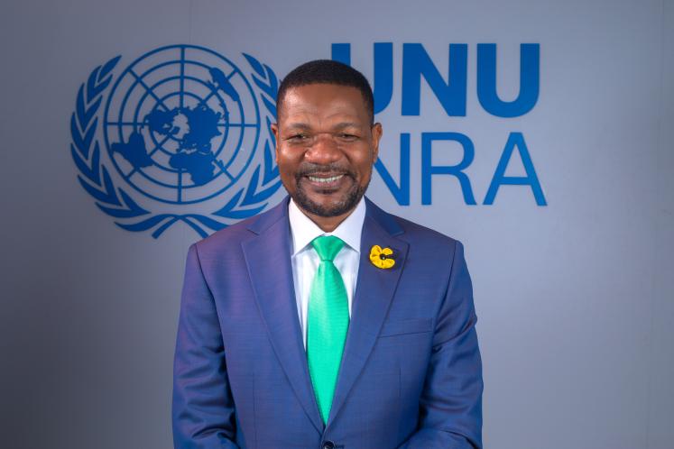 Dr. Munang
