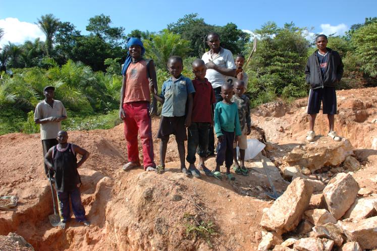 Child laborers in artisanal mines in Congo