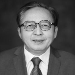 Professor Mu Rongping
