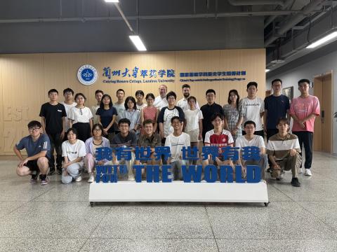 Summer School in China Group UNU-FLORES